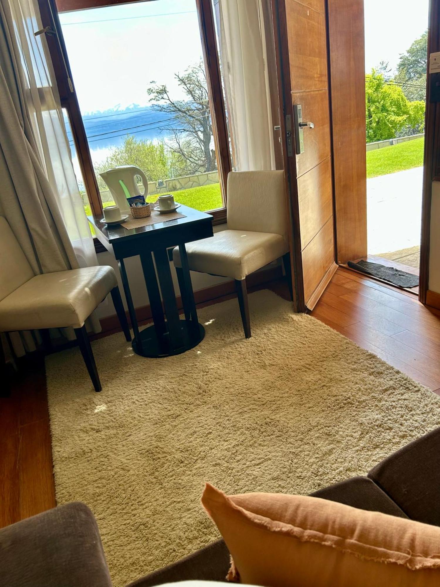 Bahia Paraiso & 3* San Carlos de Bariloche